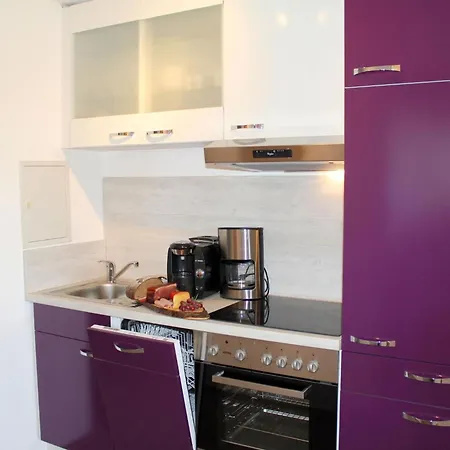 In Mit Schoenem Balkon By Interhome דירה שאלקנמרן