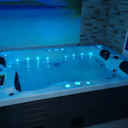 In Mit Schoenem Balkon By Interhome Appartement Schalkenmehren